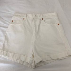Gap Shorts NWT